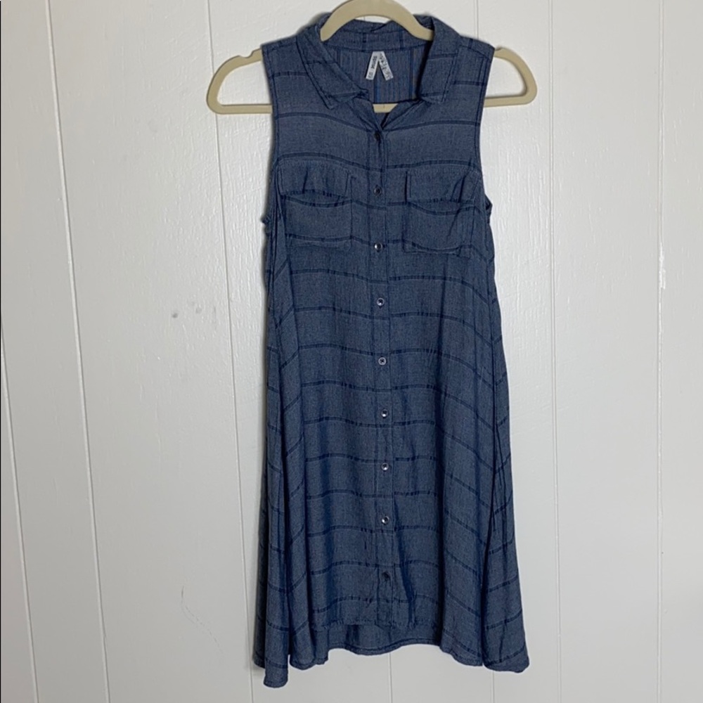 Mudd Blue Striped Chambray-Look Shift Button-Down Dress